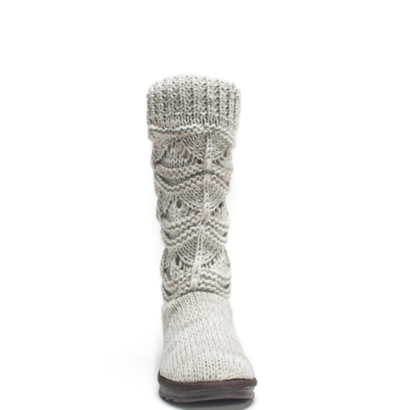 Muk Luks Jamie Boots - Picture 4 of 6